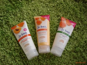 St Ives Facial Cleanser Series